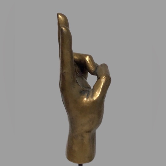 NEW VITRUVIAN Collection Peace Sign Handmade Bronze Sculpture on Base, Date 2005 - Picture 7 of 12